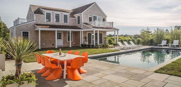 nantucket rental home pool patio