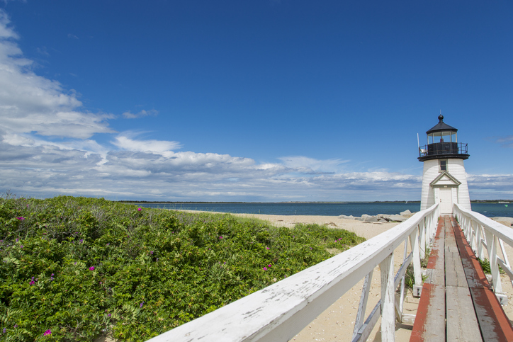 brant point lighthouse nantucket