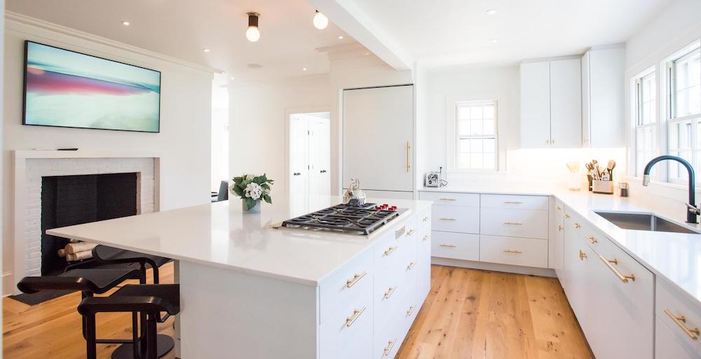 1 dolphin court in Nantucket kitchen